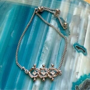 Elegant 18k White Gold Plated Bracelet with Crystal Accents